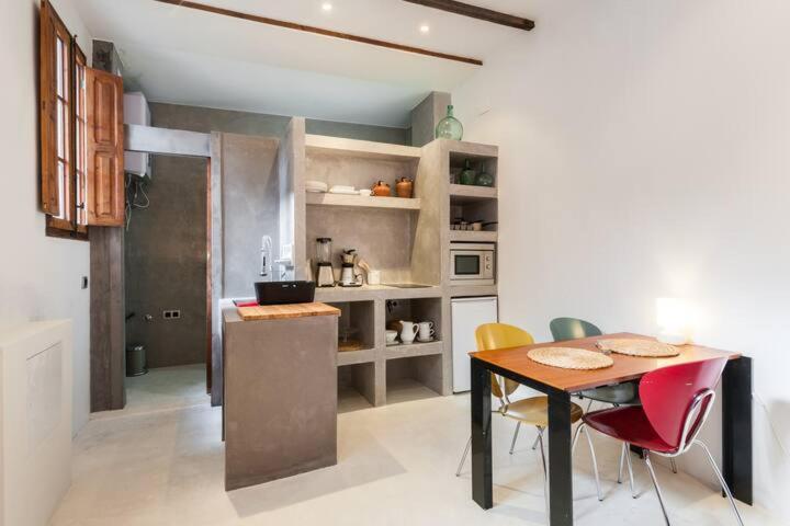 Casita Artista En Bello Edificio Barrio Ruzafa Valencie Exteriér fotografie